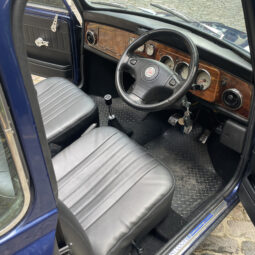 Classic-Mini-Cooper-Hire-London-Interior-Driver-Seat-Steering-Wheel