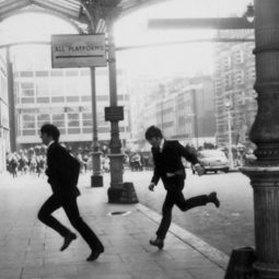 smallcarBIGCITY rock and roll brit music tour of london marylebone station