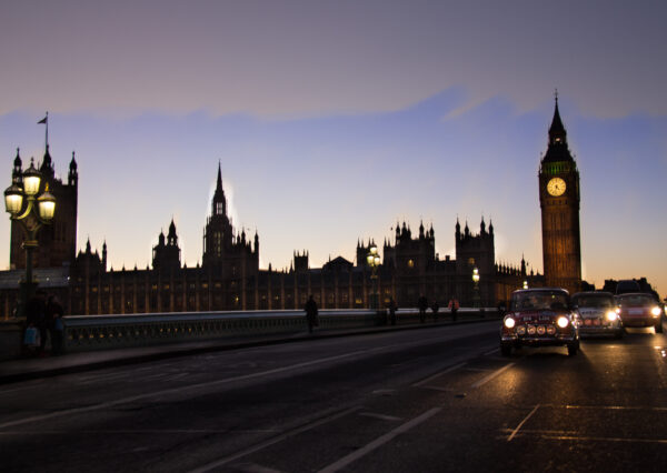 1hr london landmarks tour houses of parliament night