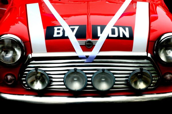 classic wedding car hire london red mini bonnet
