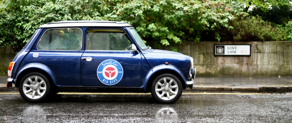 smallcarBIGCITY - Classic Mini Cooper hire - Car tours of London - Seedy side Streets Tour - Love Lane