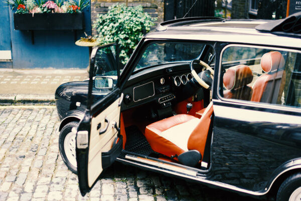 smallcarBIGCITY - Classic Mini Cooper hire - Car tours of London - Self Drive Hire In London - Cilla in Bleeding Hearts