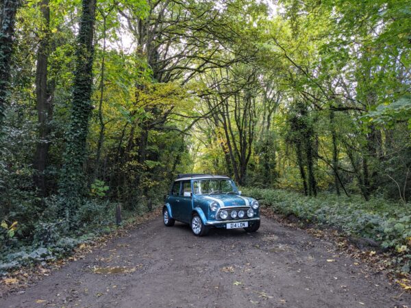 smallcarBIGCITYs Self Drive Classic Car Hire Surrey Hills Weeked Trip Mini Cooper24