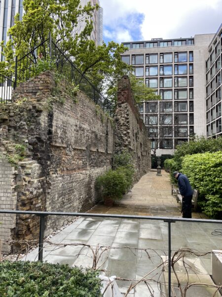 Secret-Garden-Tour-of-London-by-smallcarBIGCITY-Mini-Cooper-Tour-London Wall 1